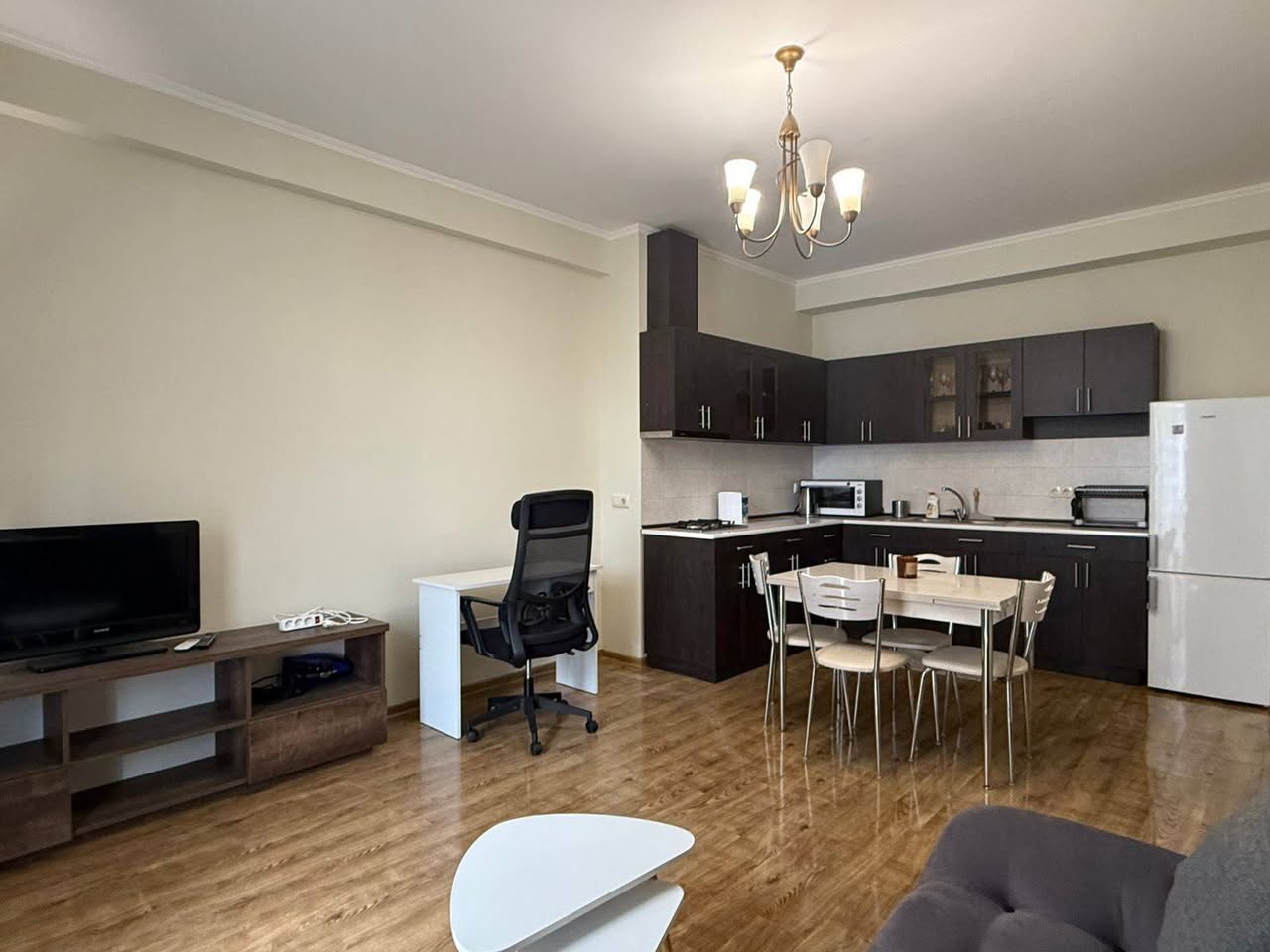 2 oda daire kiralık, Tiflis — $500