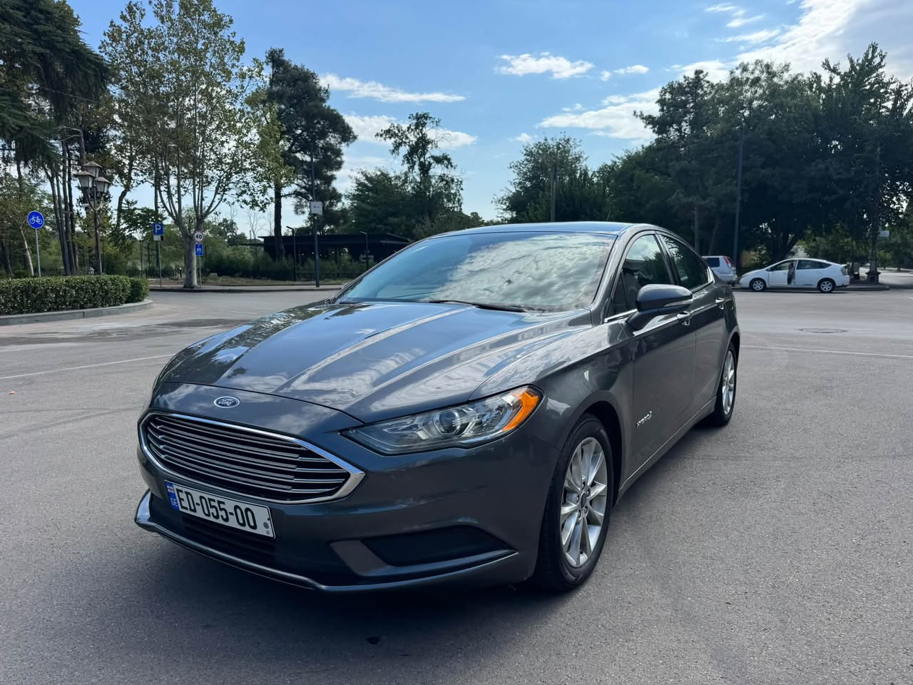 Ford Fusion Hybrid 2017