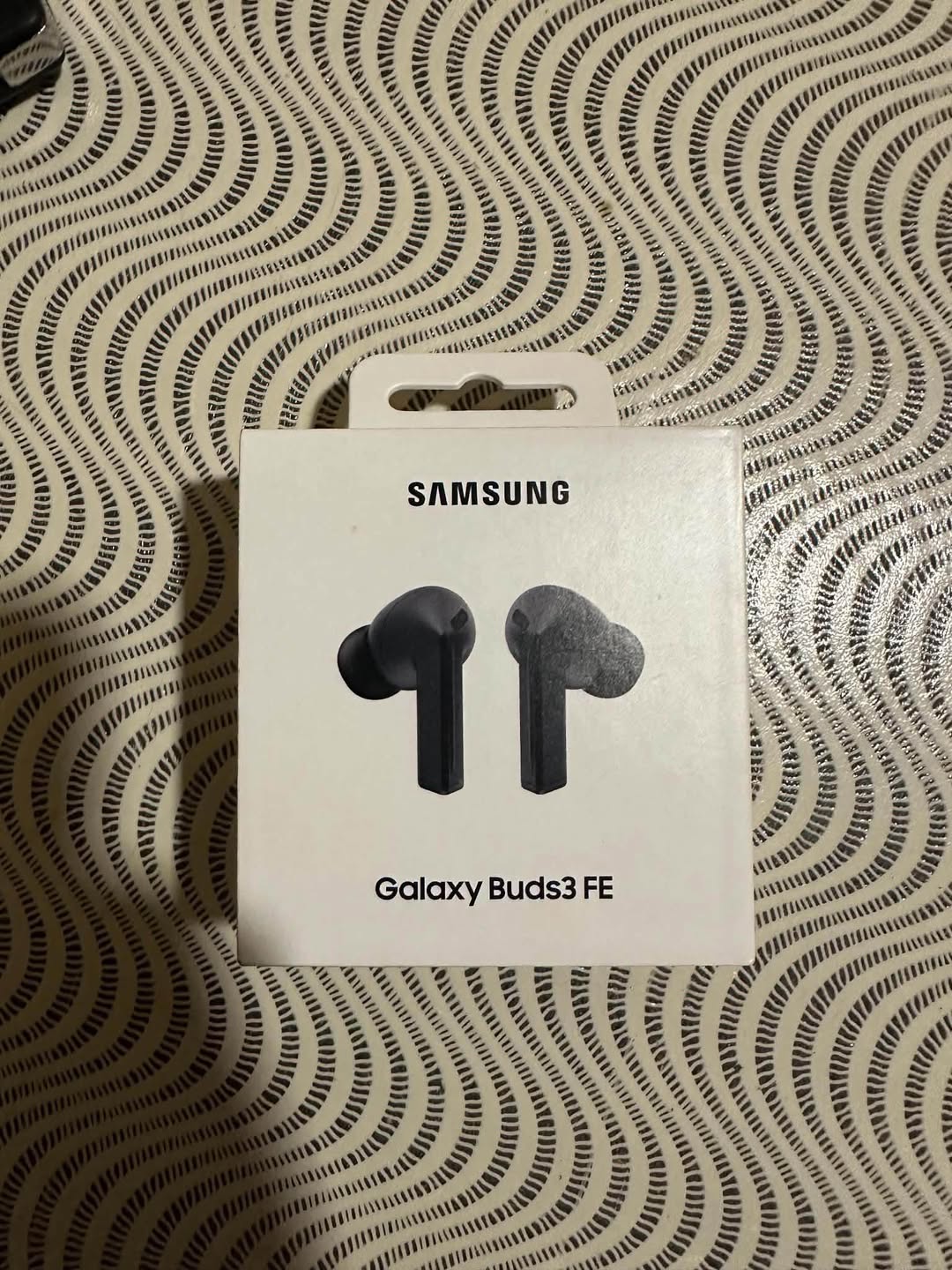 Samsung Galaxy Buds3 FE, with box