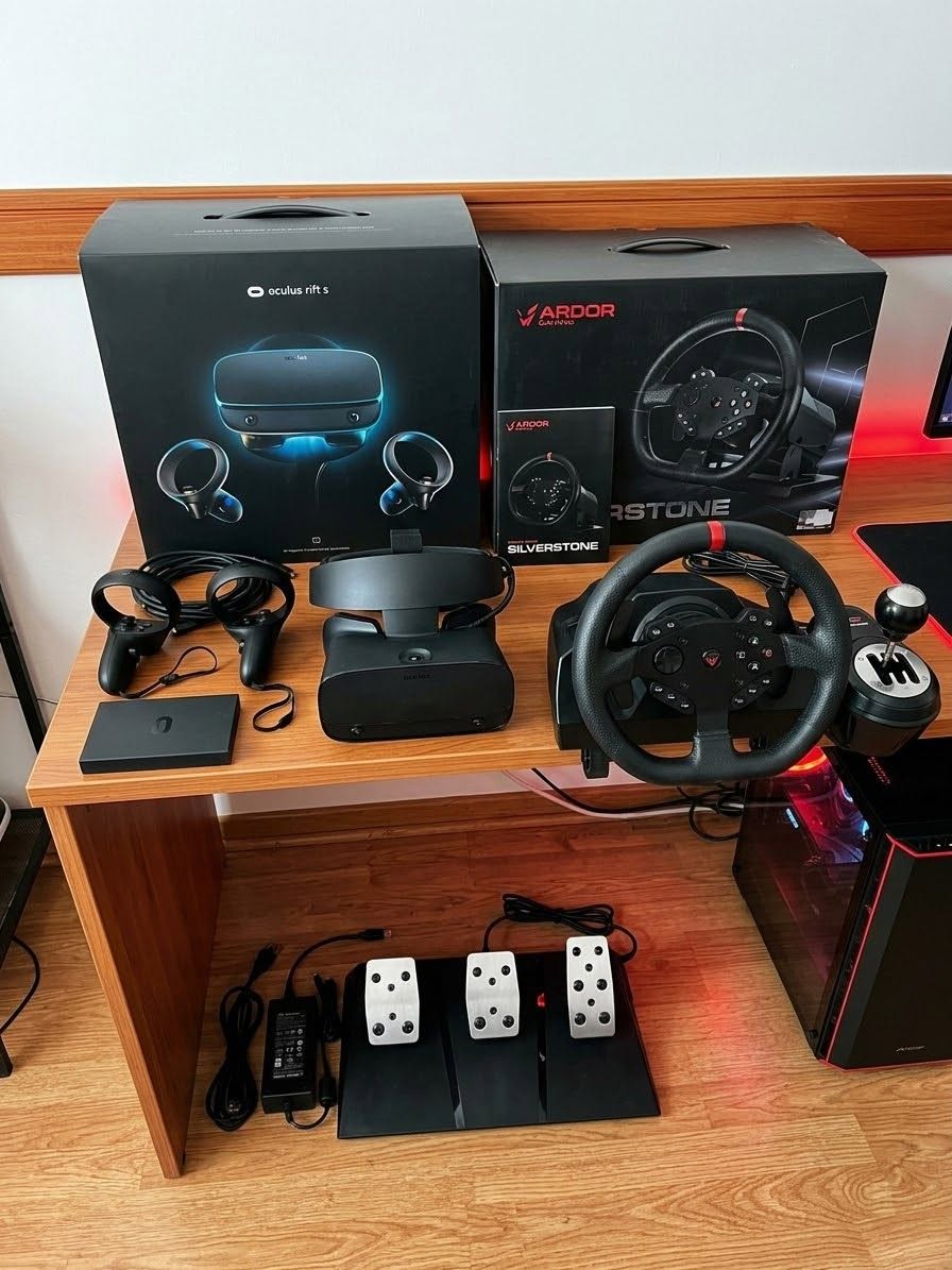 Oculus Rift S VR ve Ardor yarış tekerleği seti