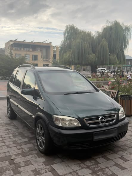Opel Zafira 2005