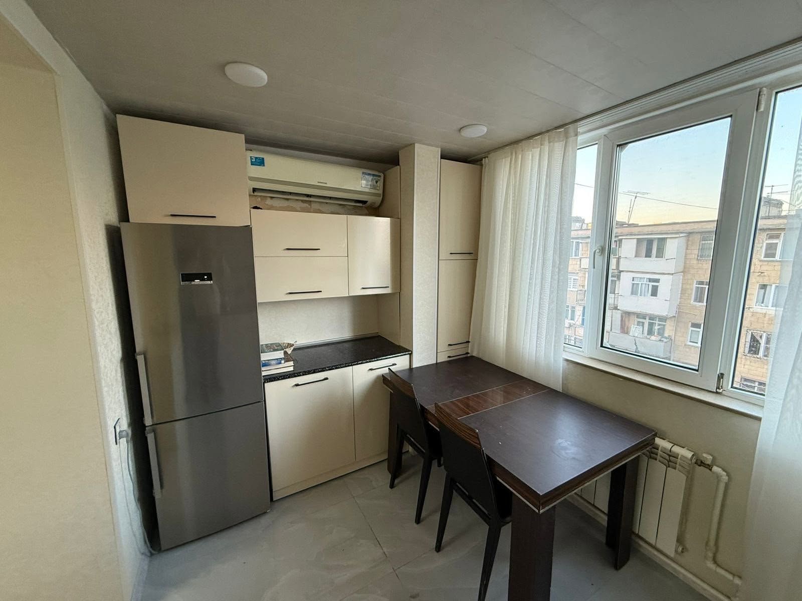 Տաստություն — 195,000₼