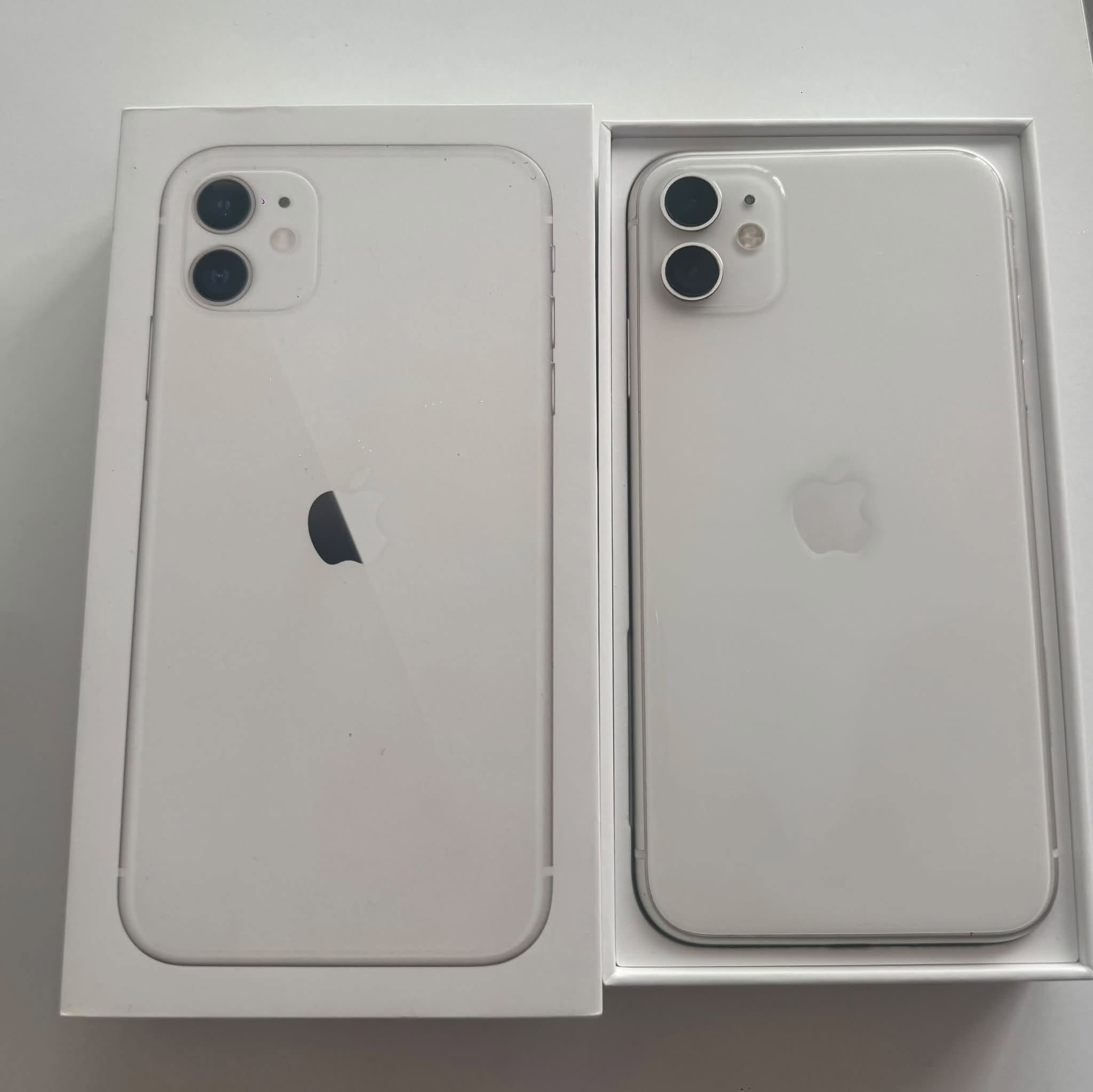 iPhone 11 128 GB for 420 lari.