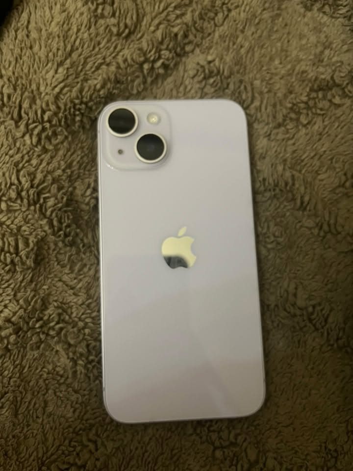 iPhone 14 phone is sold in the service center 📱