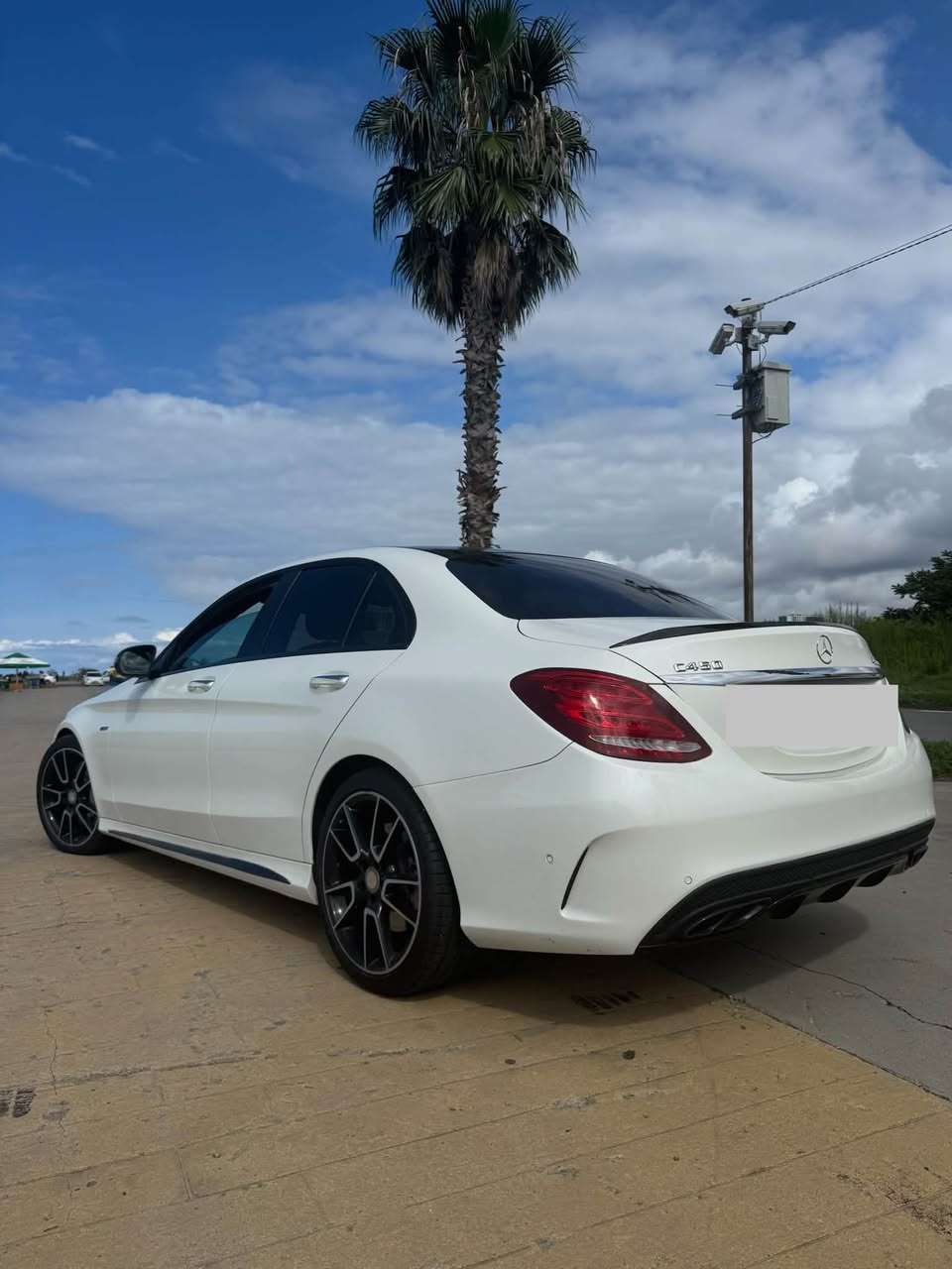 Mercedes-Benz C450 AMG 2015 — 17,000$