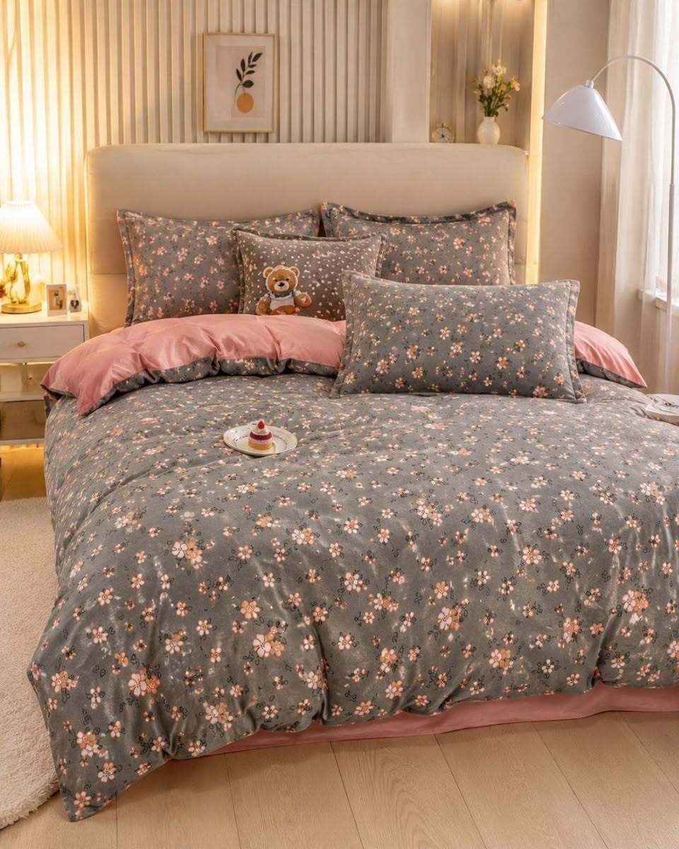 Bedroom set with floral pattern