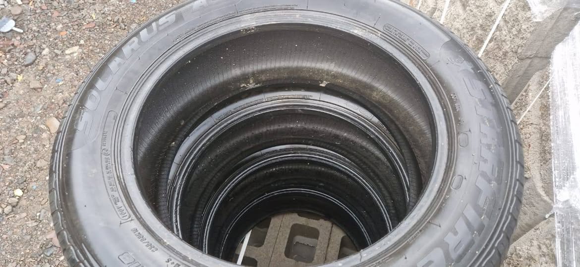 Վաճառում եմ 235/60R16 բոլոր եղանակների անվադողեր