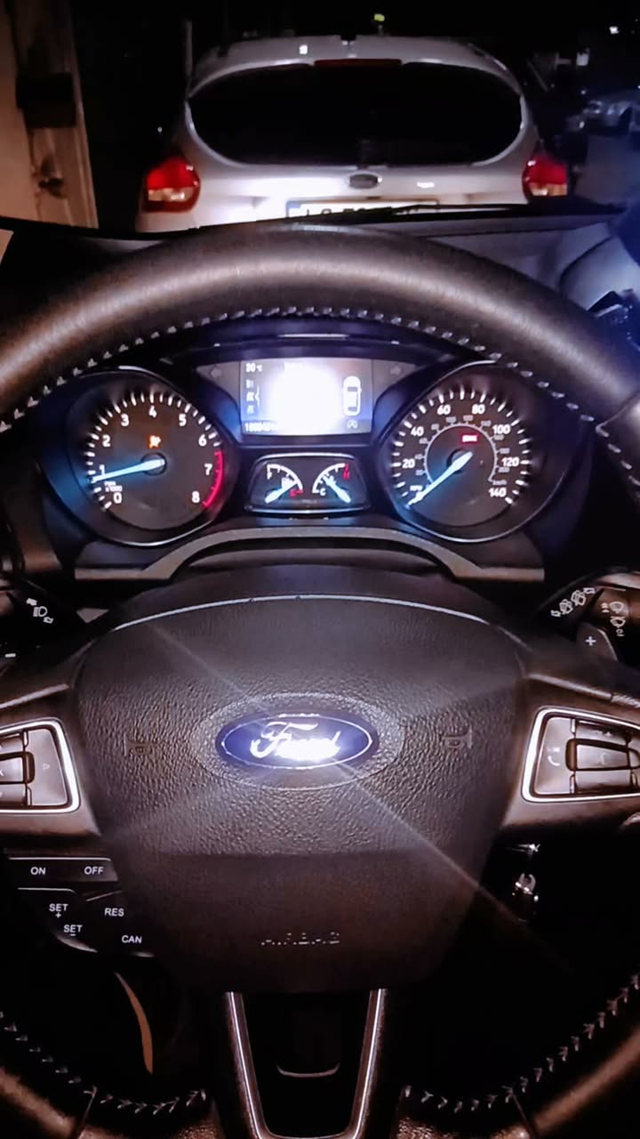 Ford 2017 model year arabası.