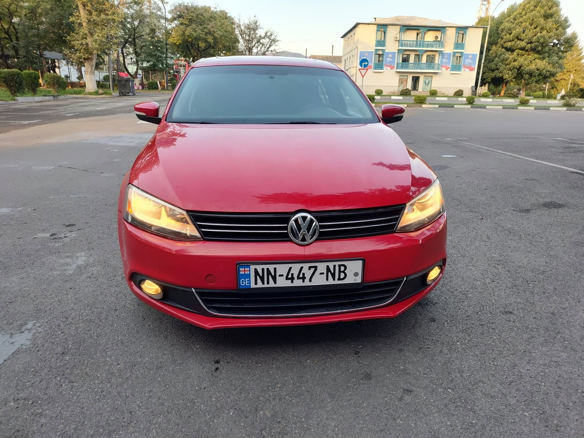 Avtomobil 4.500 dolar.