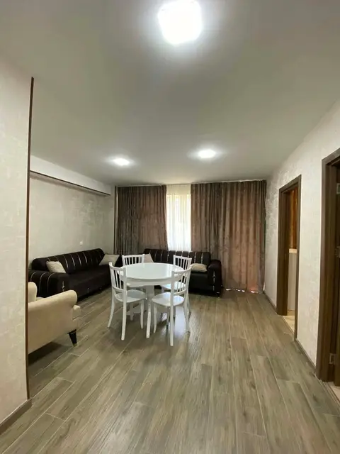Kirayəyə mənzil, Tbilisi