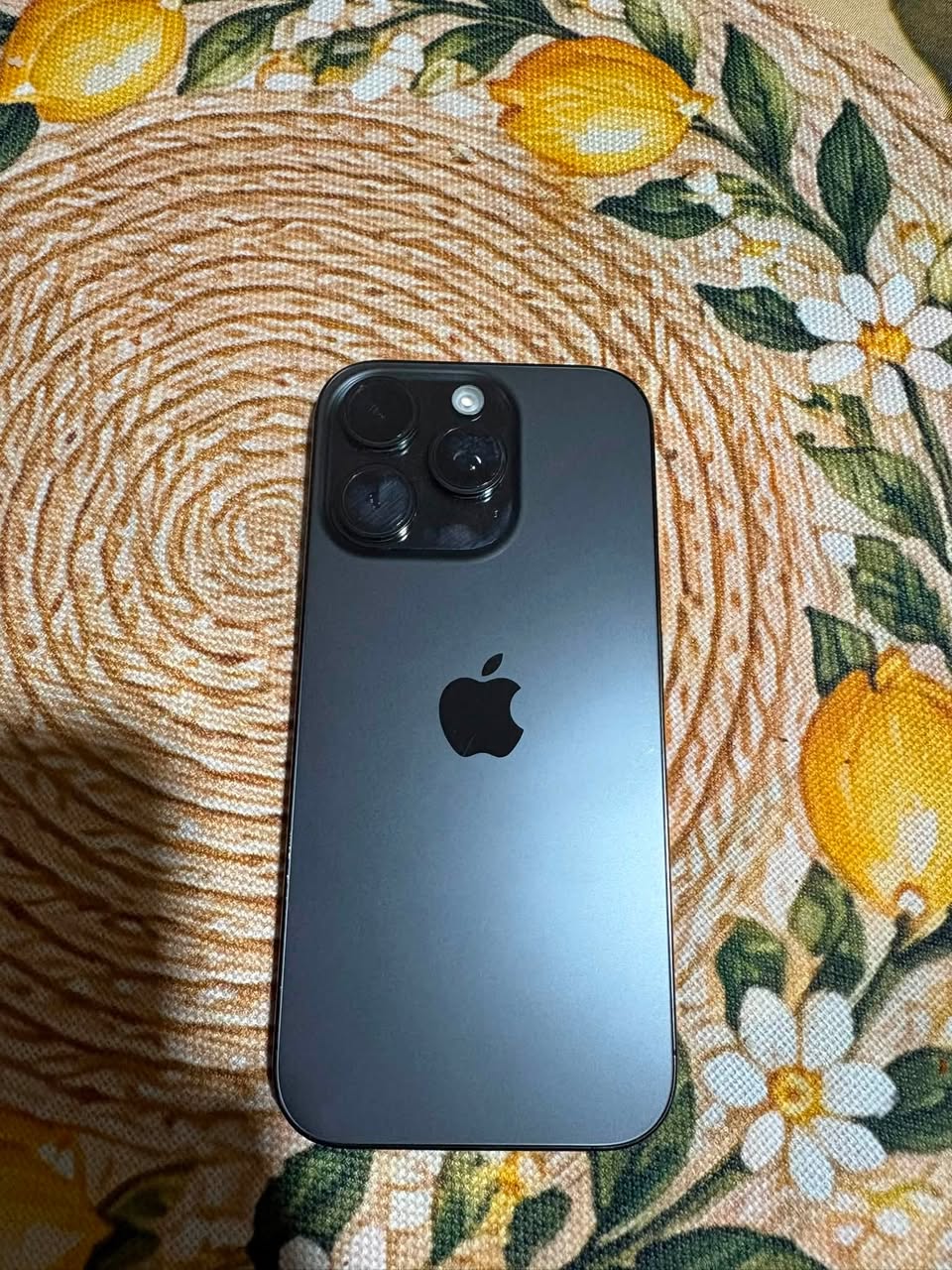 iPhone 16 Pro 128GB costs 1,500₾