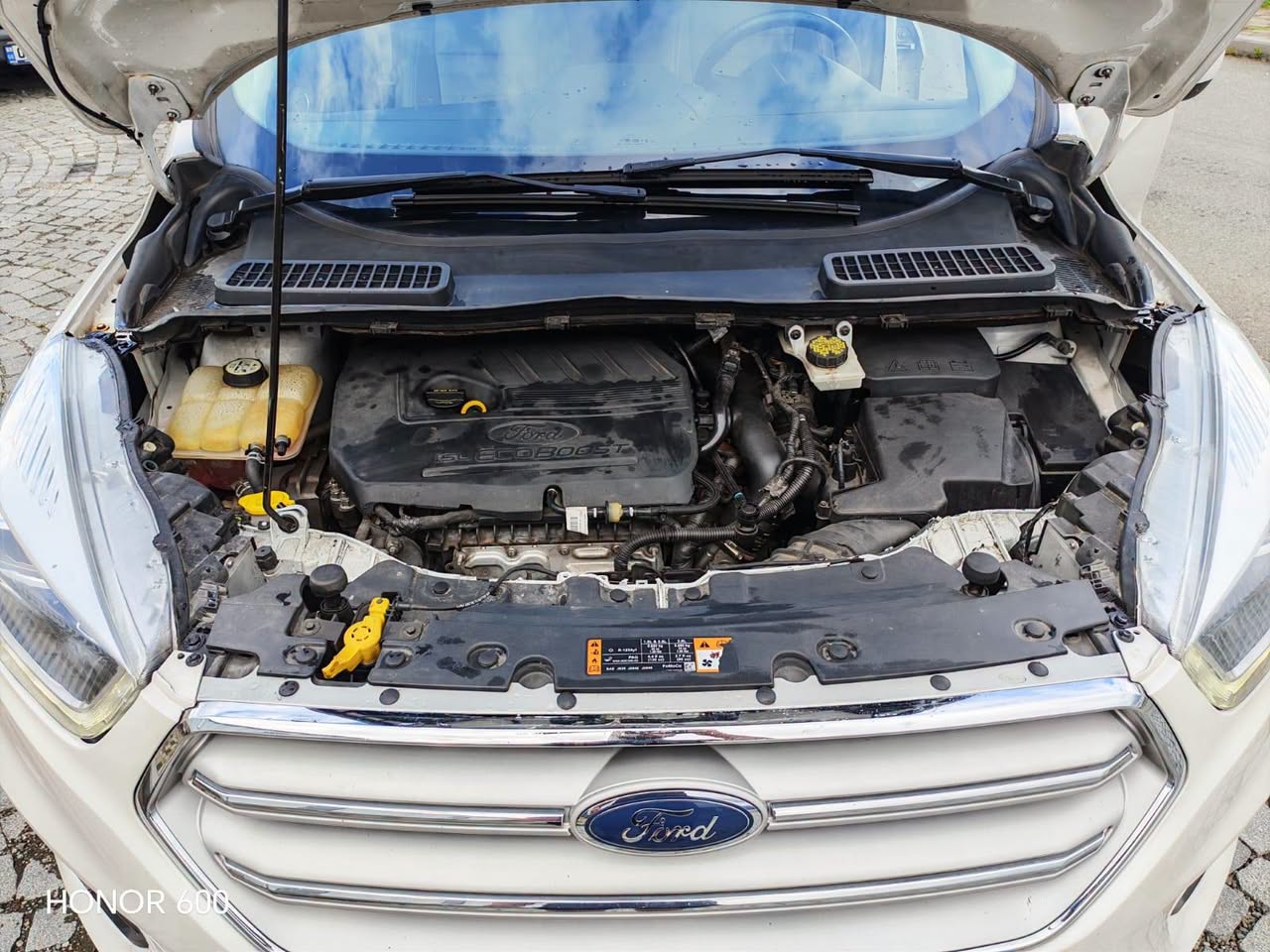 Satılık ideal Ford Escape SE 4*4 2018 - 7,000$