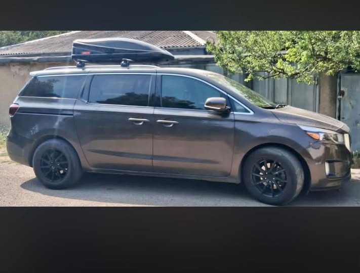 Kia Sedona 2015