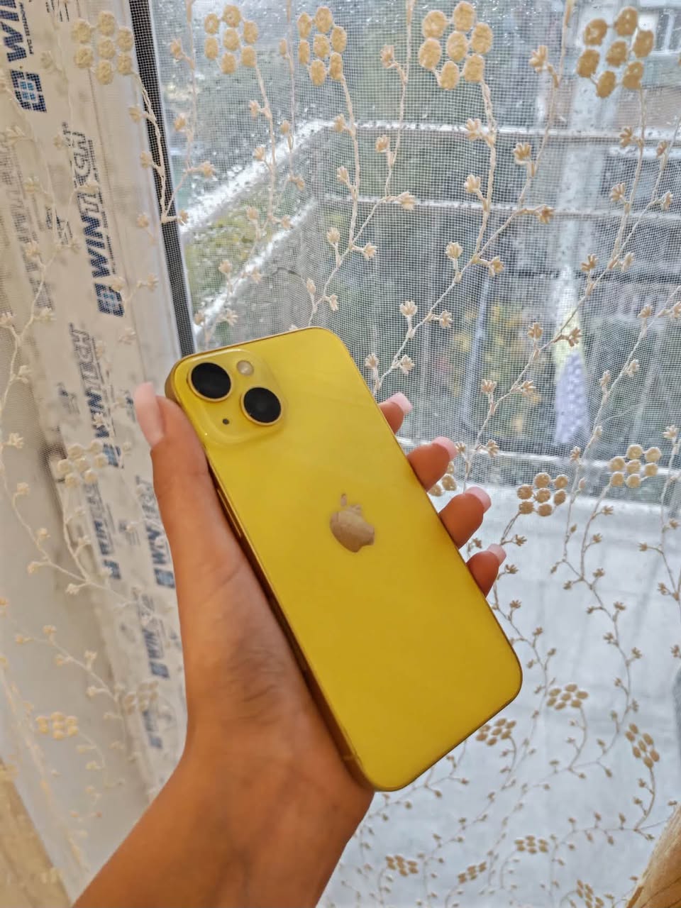 iPhone 14 128GB, 84% battery