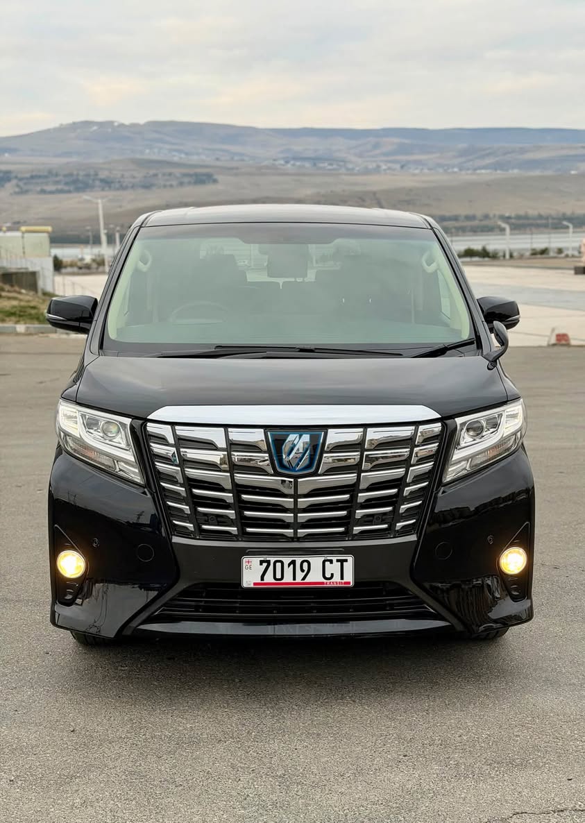 Toyota Alphard 2016 — 15,500$