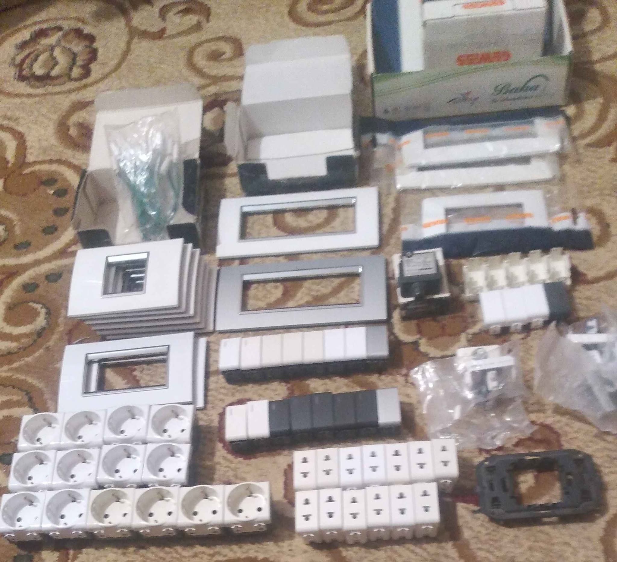 1) Շրջանակներ (Բ)2 մոդուլային քրոմ-6հատ 2) Շրջանակներ (Բ)4