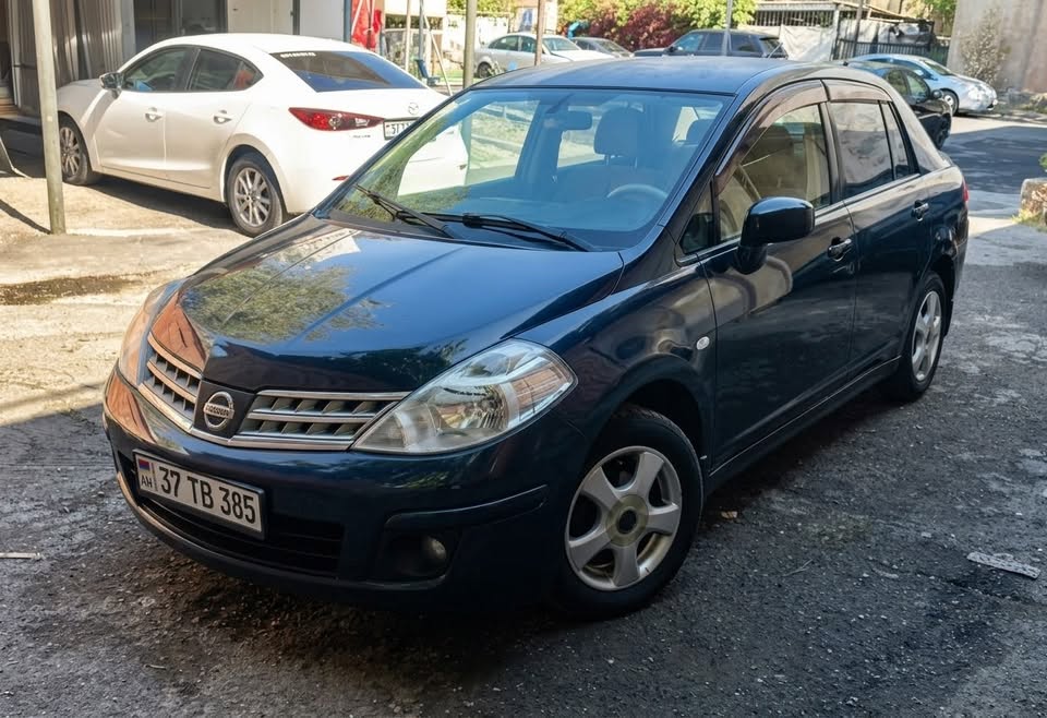 Nissan Tiida 2008 წელი, ვაზიყი 180.000კმ — 5,000$