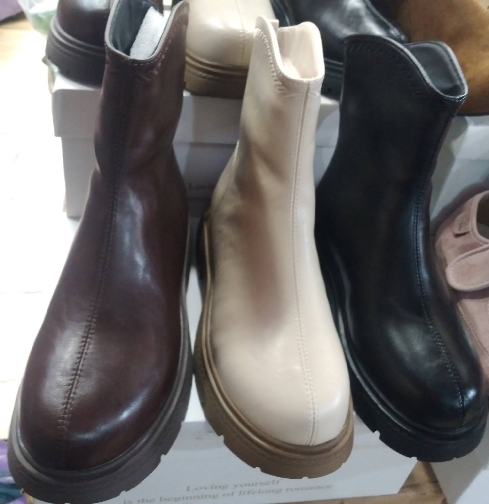 Güzel böcekler👍🌸 Yumuşak ve konforlu 37÷40 — 4,080₾