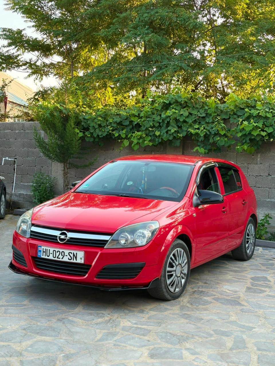 Avtomobil 2006