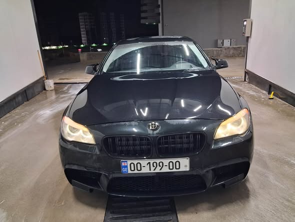BMW 535i 2013 — 5,500$