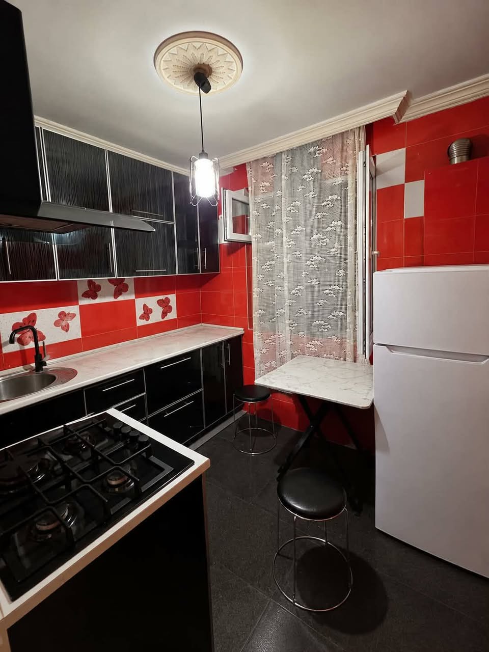 იყიდება ბინა, თბილისი — $48,000