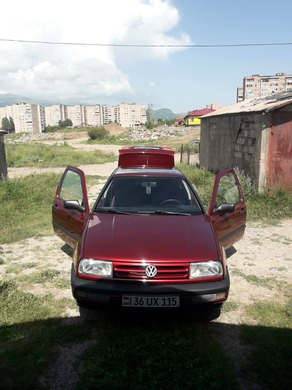 The car costs 1,800,000֏