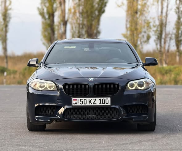 BMW 5 F10 2010 — 12,800$