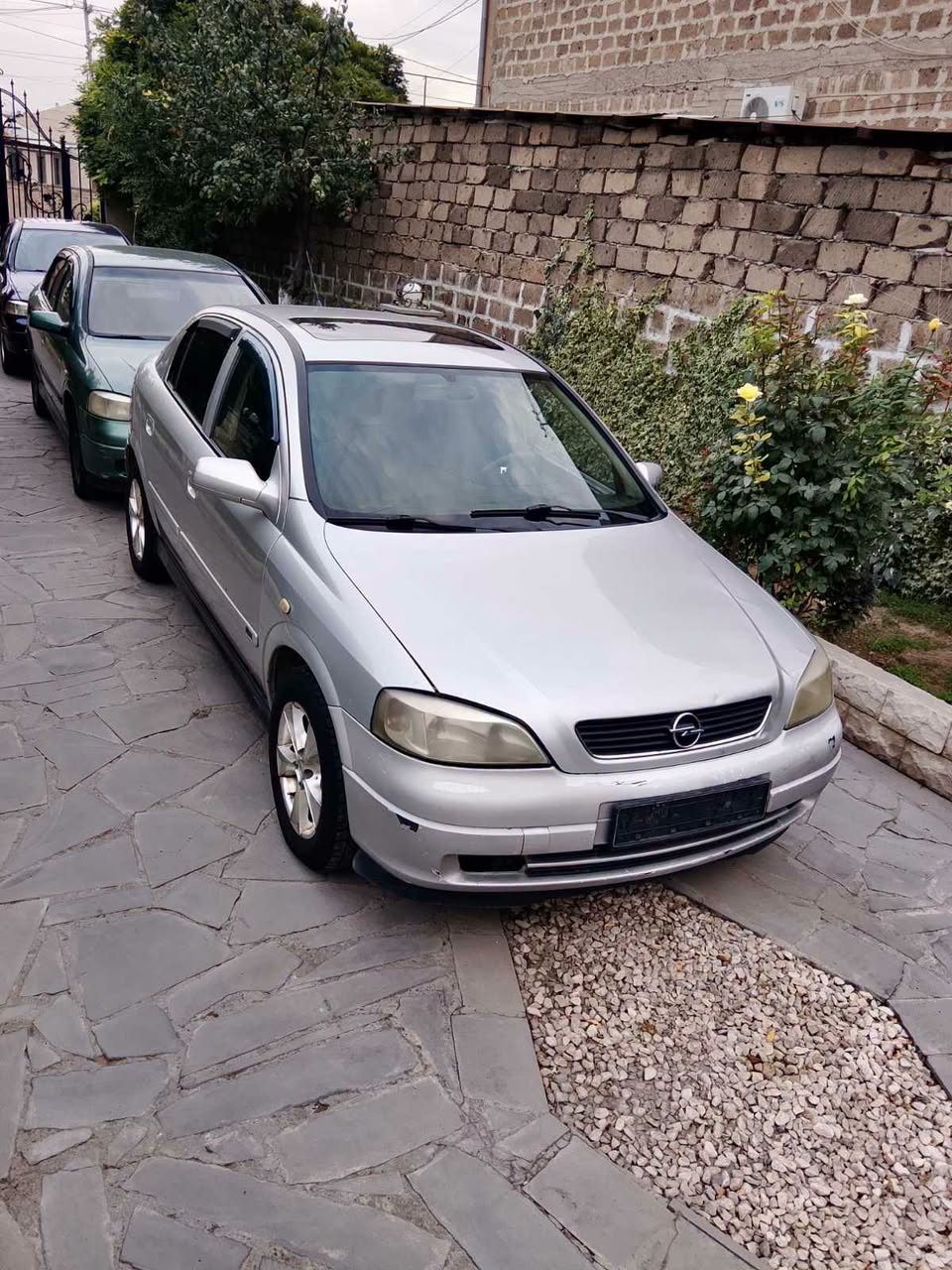 VAZ , 1.6լ, 3000$ 2000