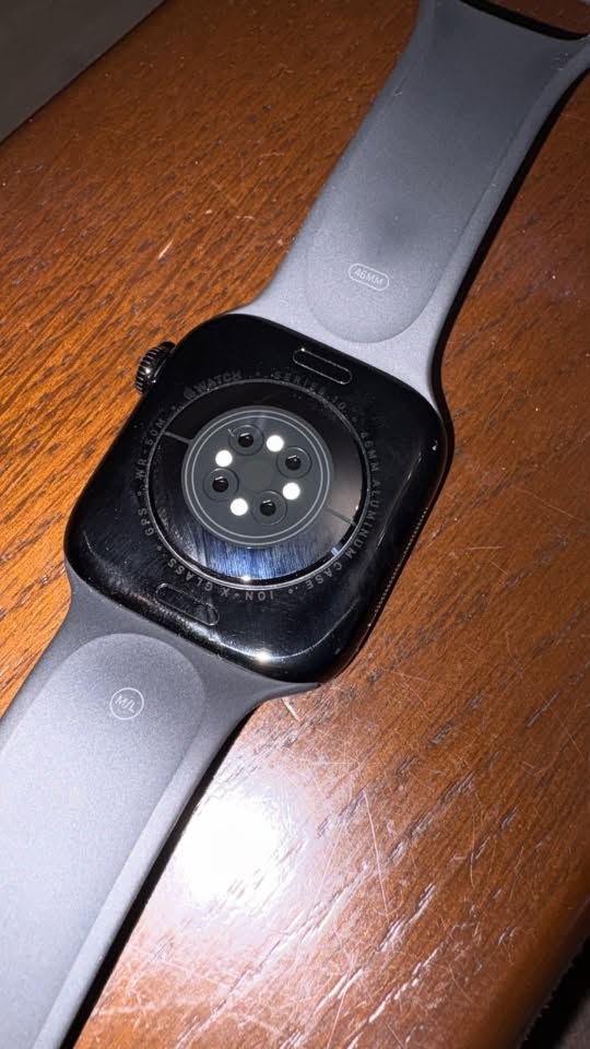 Apple Watch Series 10 46 մմ, 96%