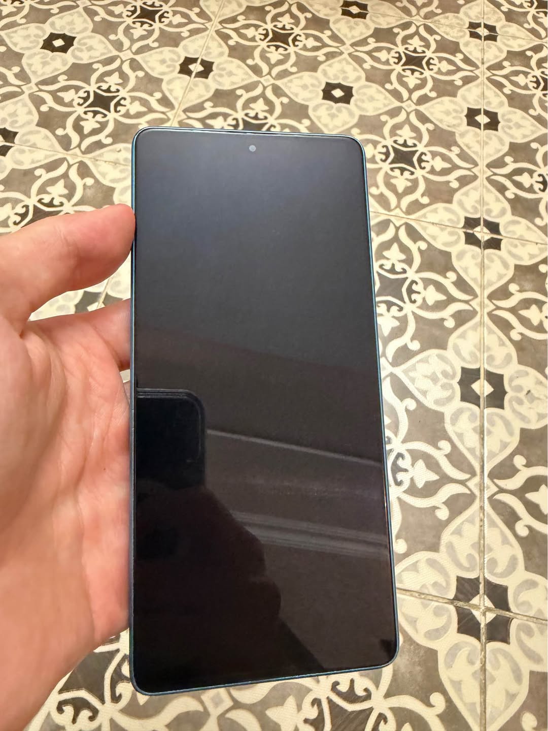 Telefonun hər bir özəlliyi işləyir