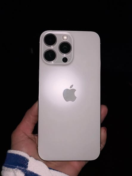 iPhone 15 Pro Max, battery 86%