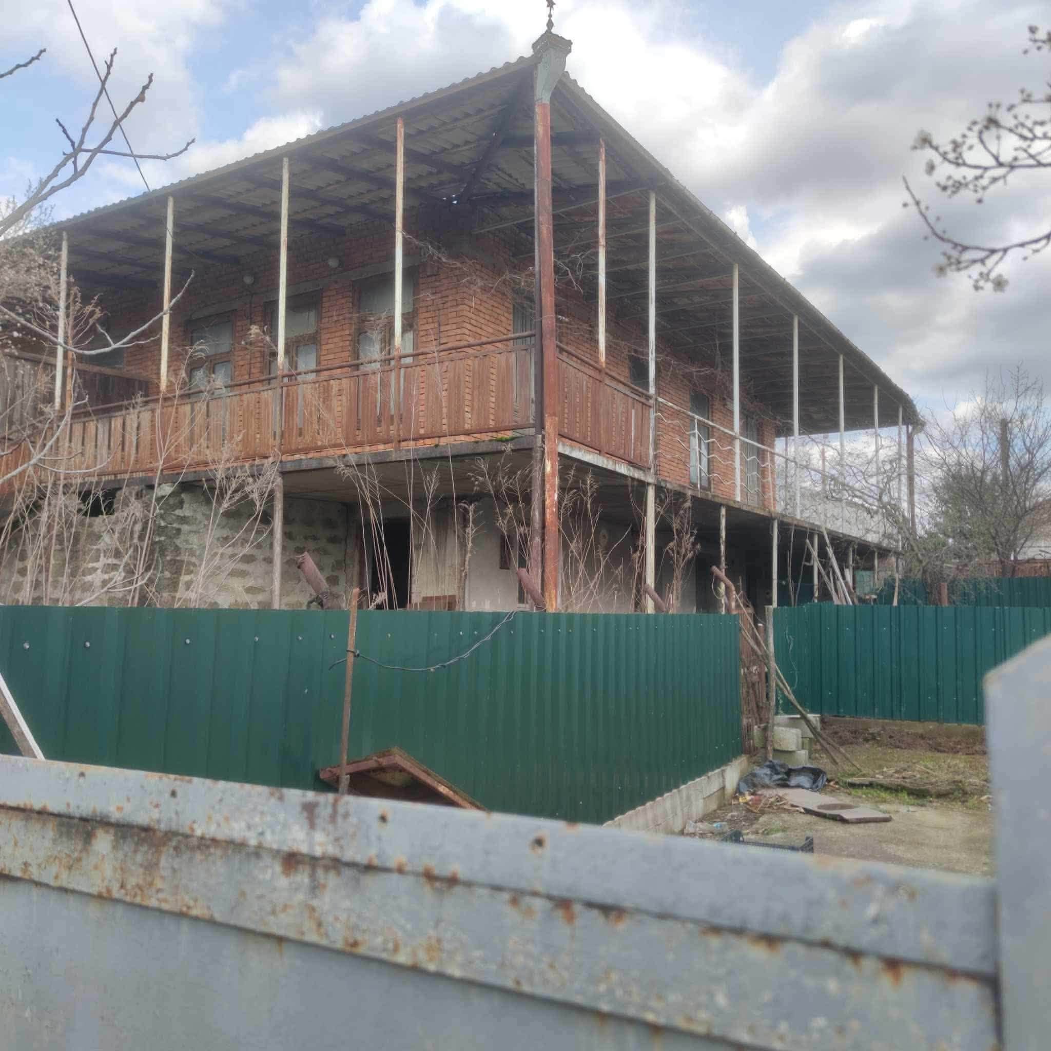 Çulukidze caddesindeki iki katlı ev, 700 m², Tskaltubo