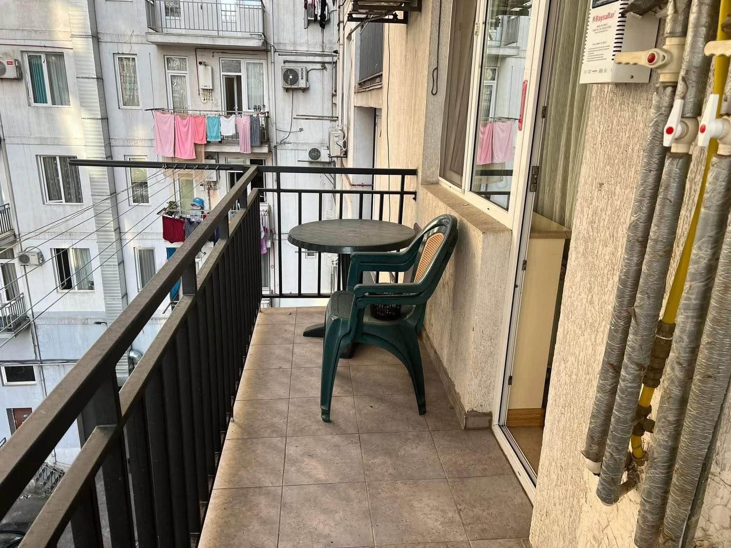 Satılıq 4-otaqlı mənzil, Batumi — $198,000