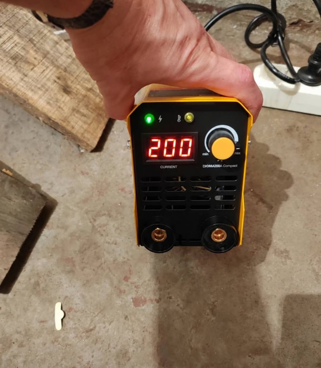 Kaynak makinesi DIOMA 200A