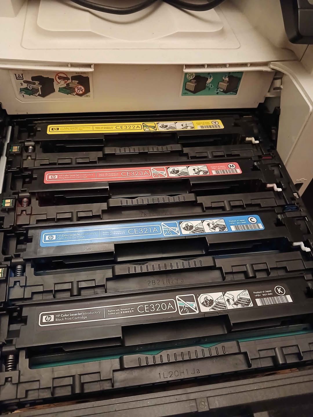 HP Color LaserJet kartrijləri CE320A–323A