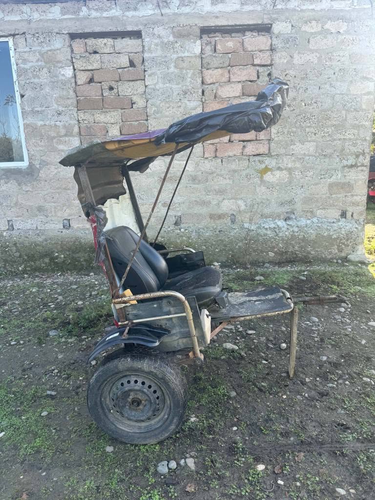 Bağlantı arabası tek tekerlekle