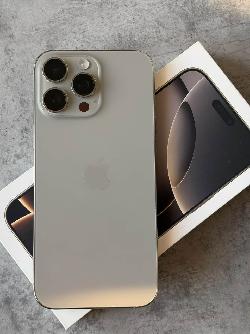 iPhone 16 Pro Max 1 ТБ