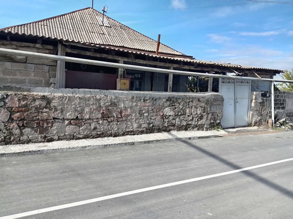 House, Ararat — $60,000