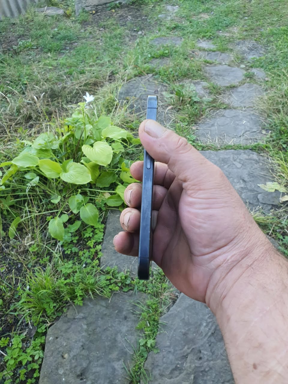 iPhone 15 Pro for sale, unopened battery
