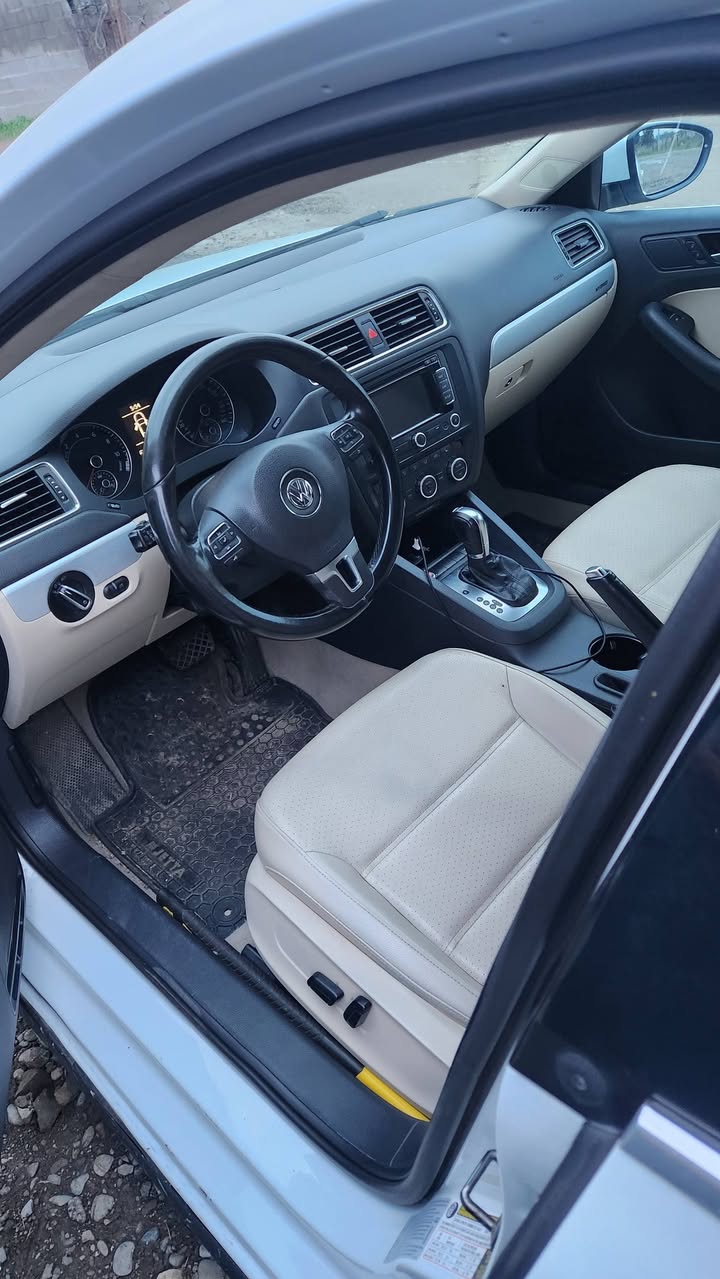 1.4 ტურბო ჰიბრიდი 2013 — 4,700$