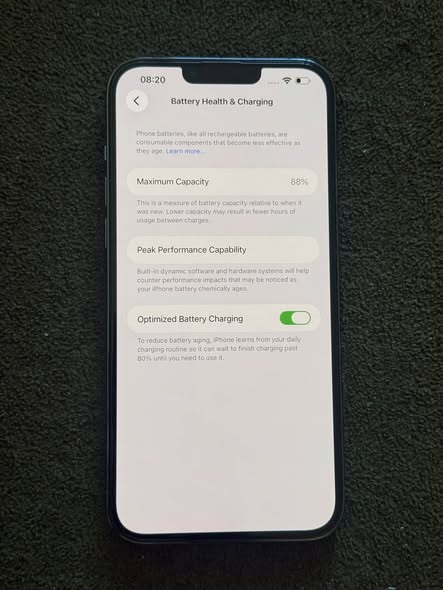 iPhone 13 Pro Max 256GB, 88% battery