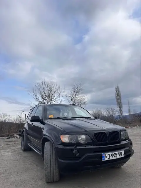 BMW X5 2000 წლით