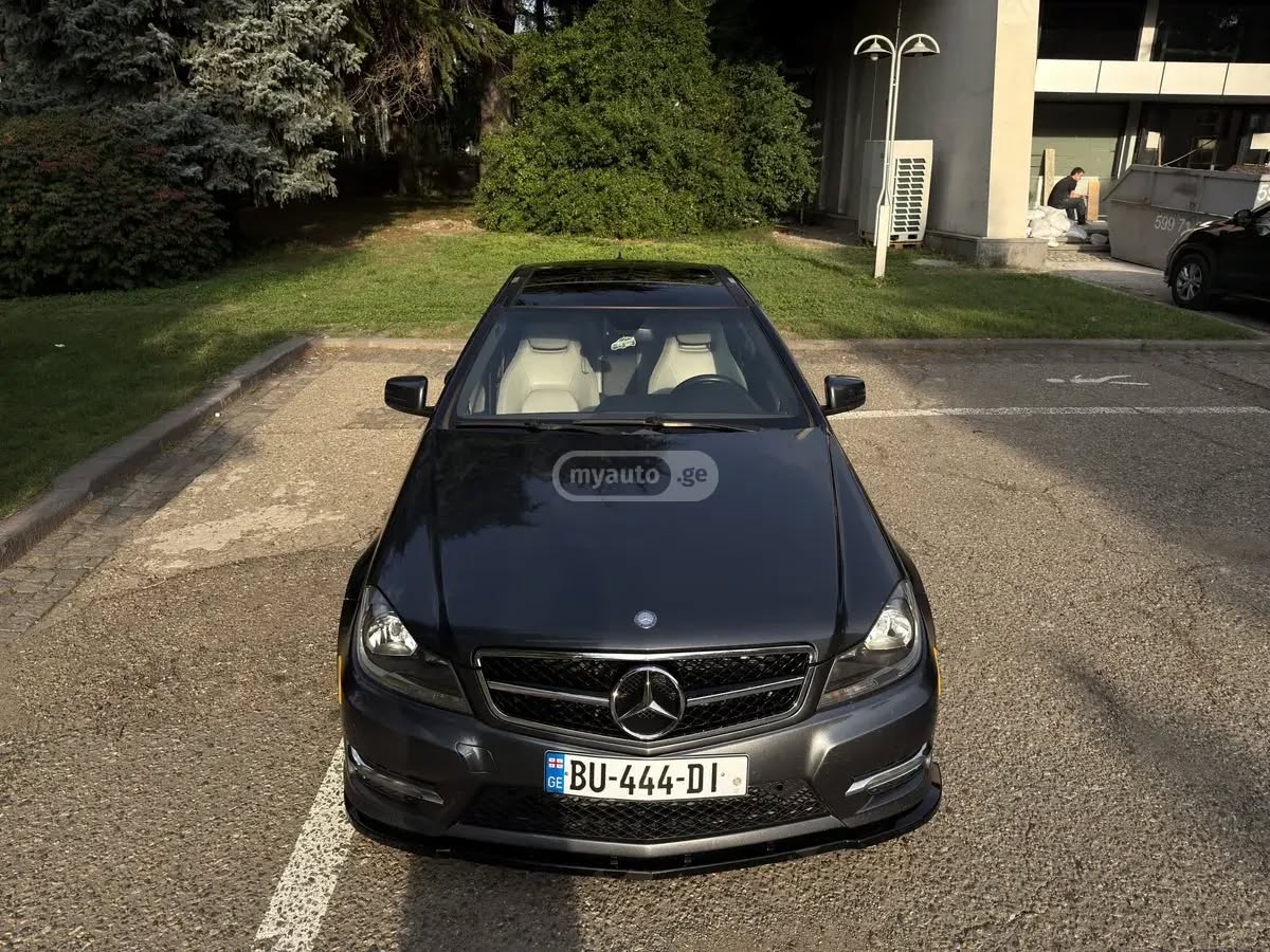 Mercedes-Benz C 250 2013 — 8,300$