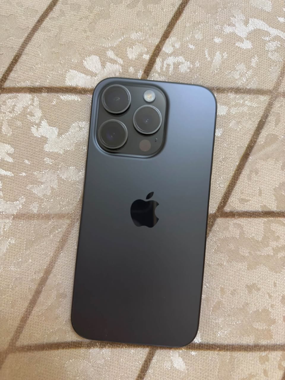 Təcili satılır iPhone 15 Pro | — 1,400₾