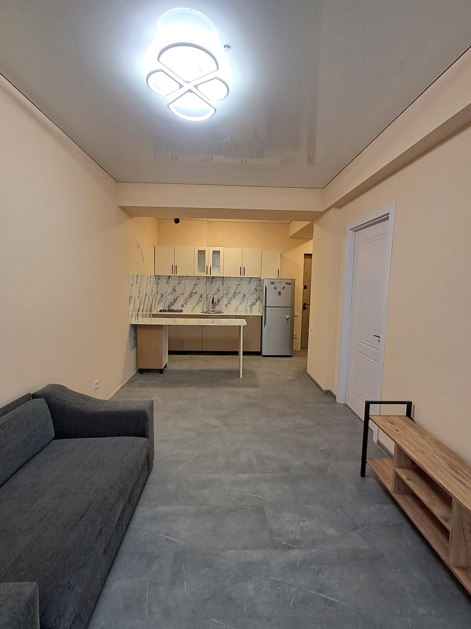 2 otaqlı mənzil kirayə, Tbilisi — $600