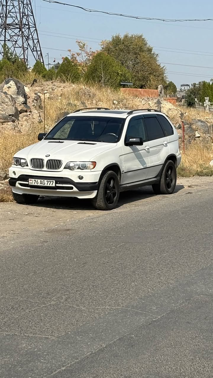 Hexuk Lav Vichak 2002 — 5,900$