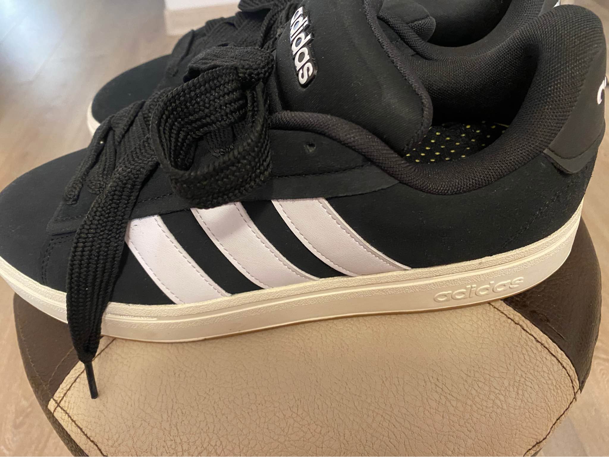 Original Adidas sneakers, black, new