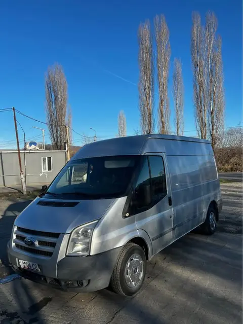Ford 2011 modeli arabalar