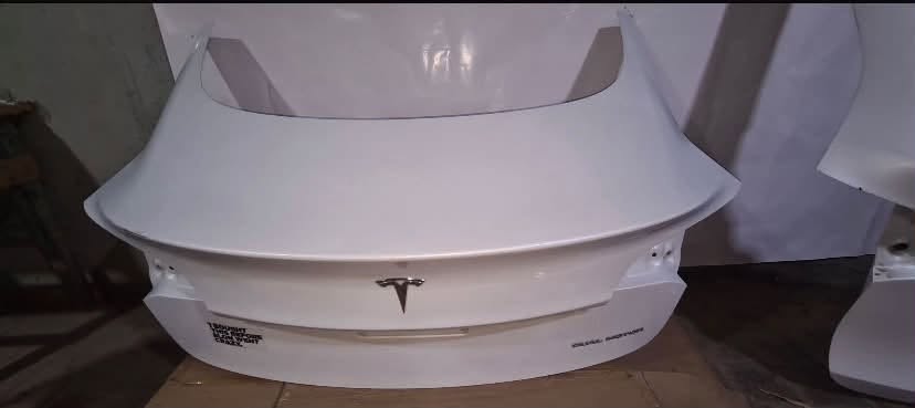 Tesla Model 3 — 950₾