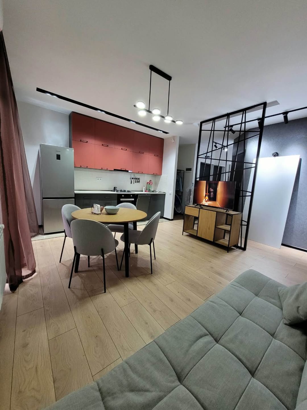 3 otaqlı mənzil kirayə verilir, Batumi — $800